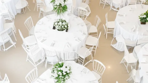 Bí Quyết Sắp Xếp Chỗ Ngồi Tiệc Cưới Hợp Lý: Gắn Kết Yêu Thương
