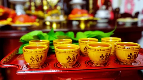 Tuyệt Chiêu Chọn Rượu & Sắp Xếp Bàn Rượu Đám Cưới Chuẩn Nghi Thức