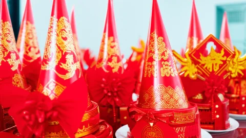 Người Mệnh Hỏa Nên Chọn Vợ/Chồng Mệnh Thổ: Hôn Nhân Viên Mãn