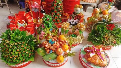 Cách giữ mâm quả cưới tươi mới từ đầu đến cuối lễ