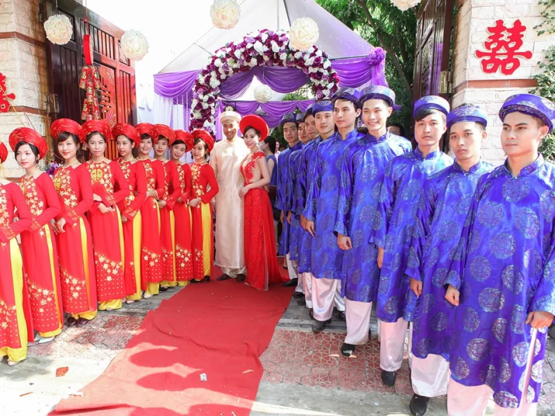 Hướng dẫn các bước lễ ăn hỏi kết hợp xin dâu tiết kiệm thời gian