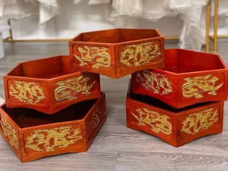 Cho Thuê Vỏ Tráp Cưới Tại Thuận An Bình Dương: Tự Tay Kết Mâm Quả Đậm Dấu Ấn Cùng TuyeWedding