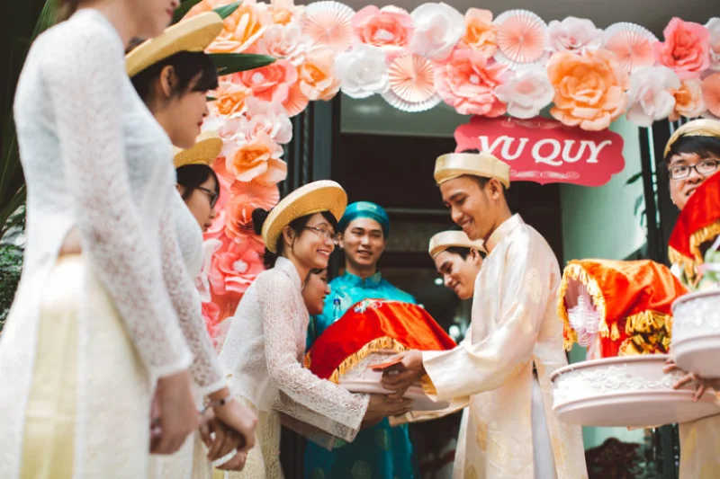 Kinh nghiệm chọn mâm quả cưới hỏi khi hai bên gia đình khác vùng miền