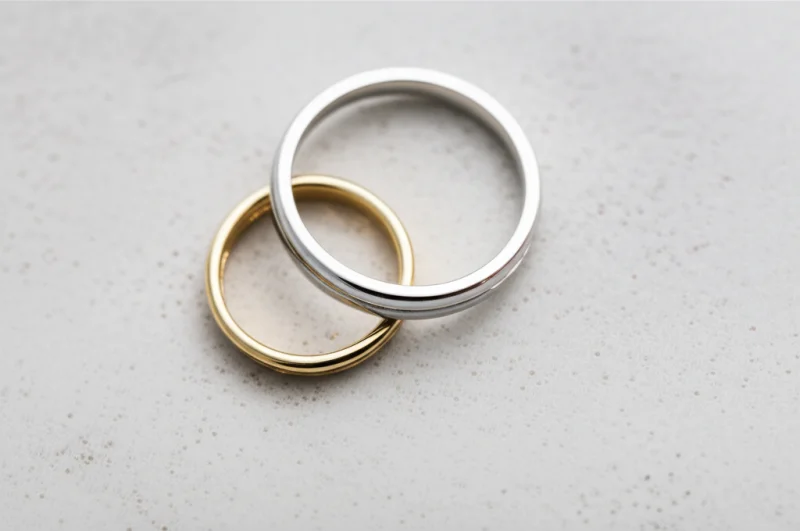 Kinh Nghiệm Chọn Nhẫn Cưới: Vàng, Bạch Kim Hay Kim Cương - Lời Khuyên Từ TuyeWedding
