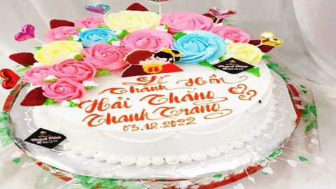 Mâm Quả Bánh Kem